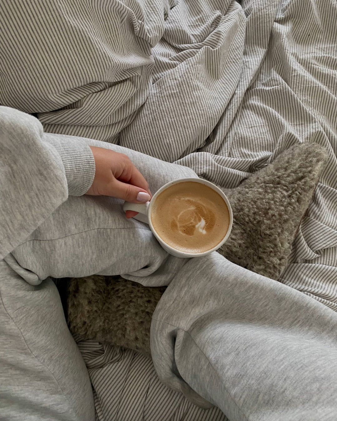 Uldhjemmesko – Lysegrå (Høj model) - The Cozy Sheep