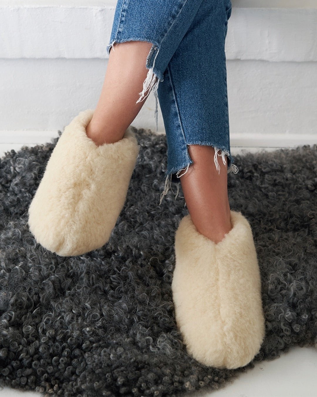 Uldhjemmesko – hvid (Lav model) - The Cozy Sheep