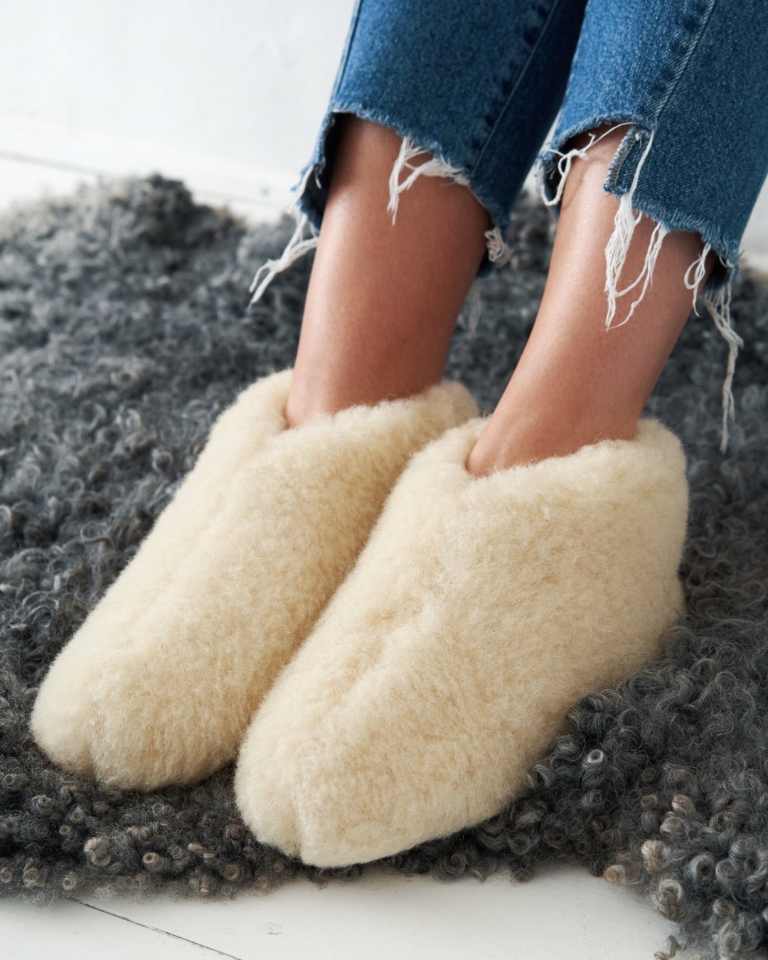 Uldhjemmesko – hvid (Lav model) - The Cozy Sheep