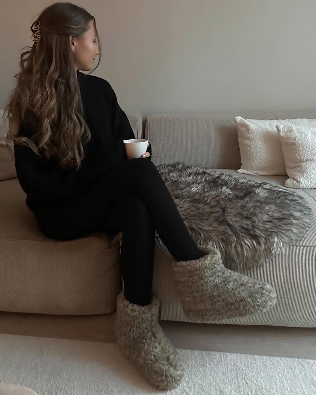 Uldhjemmesko – Lysegrå (Høj model) - The Cozy Sheep